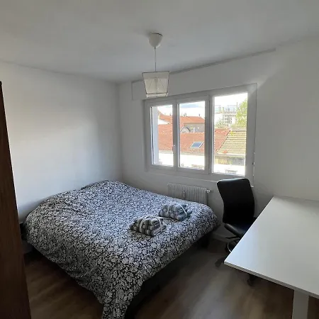 Apartment De 47 M2 Situe A Dijon, Centre-ville *